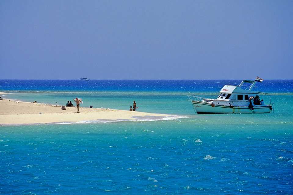 Snorkeling Trip to the Public Beach on Giftun Island